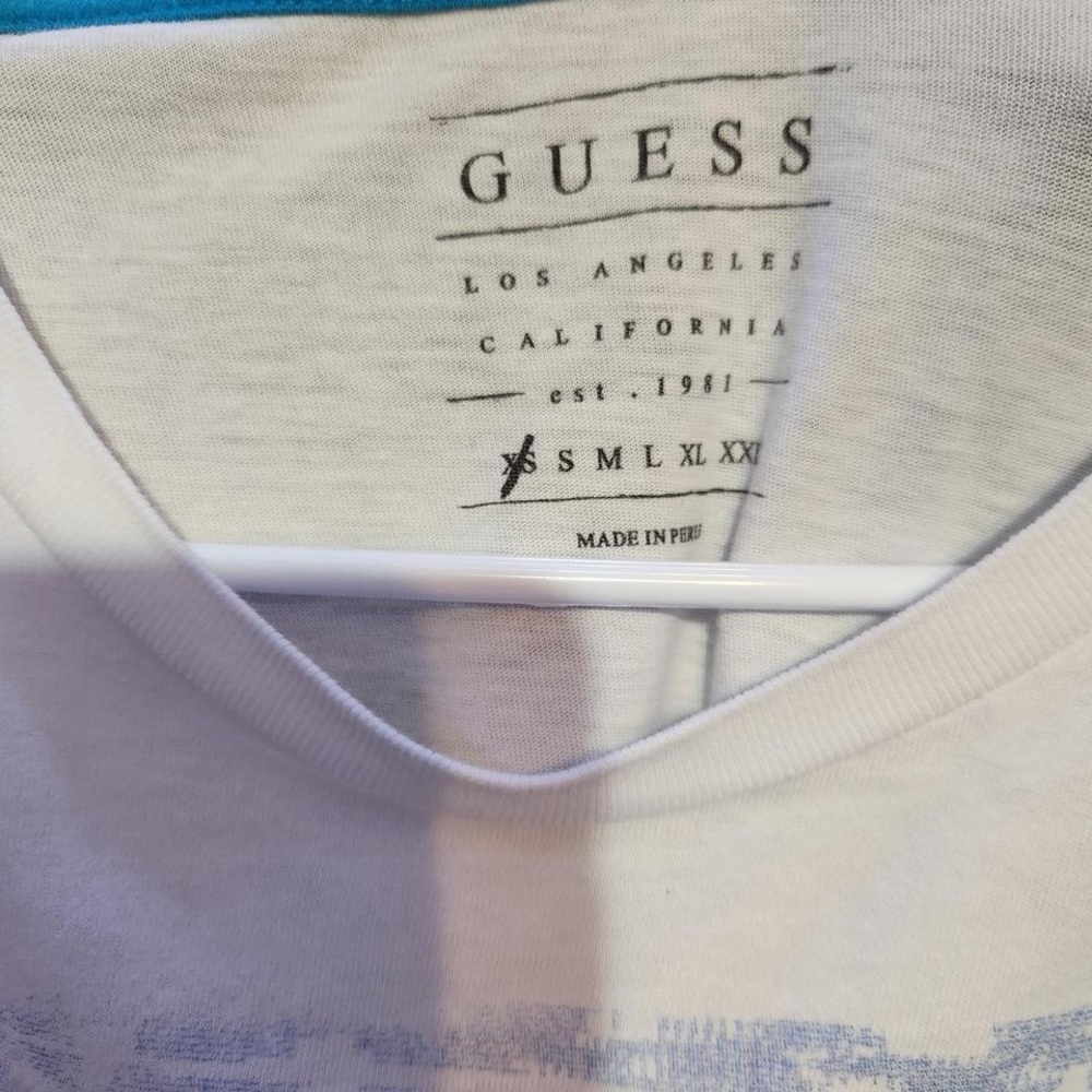 Y2K cyber grunge style guess shirt - Picture 3 of 3